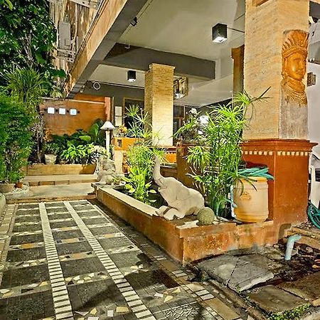 Отель Grace Boutique House Чиангмай Экстерьер фото