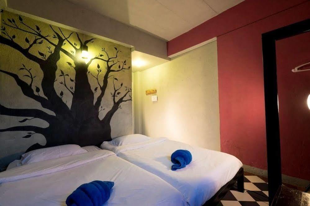 Отель Grace Boutique House Чиангмай Экстерьер фото